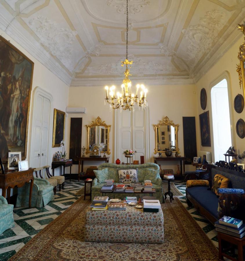 Palazzo Bernardini Suites 莱切 外观 照片