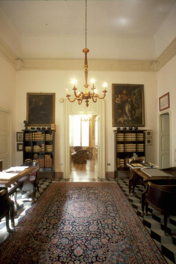 Palazzo Bernardini Suites 莱切 外观 照片