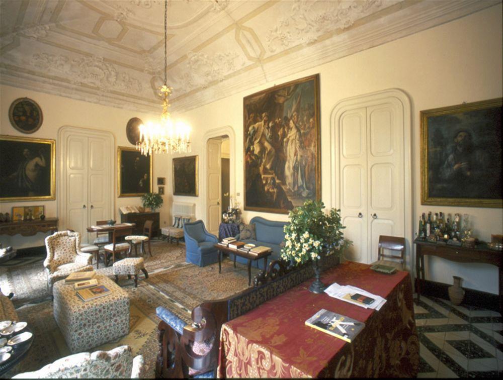 Palazzo Bernardini Suites 莱切 外观 照片