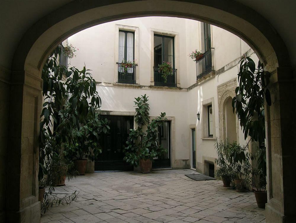 Palazzo Bernardini Suites 莱切 外观 照片