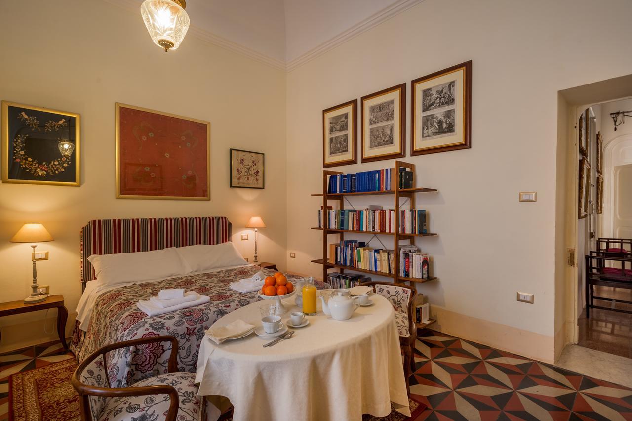 Palazzo Bernardini Suites 莱切 外观 照片