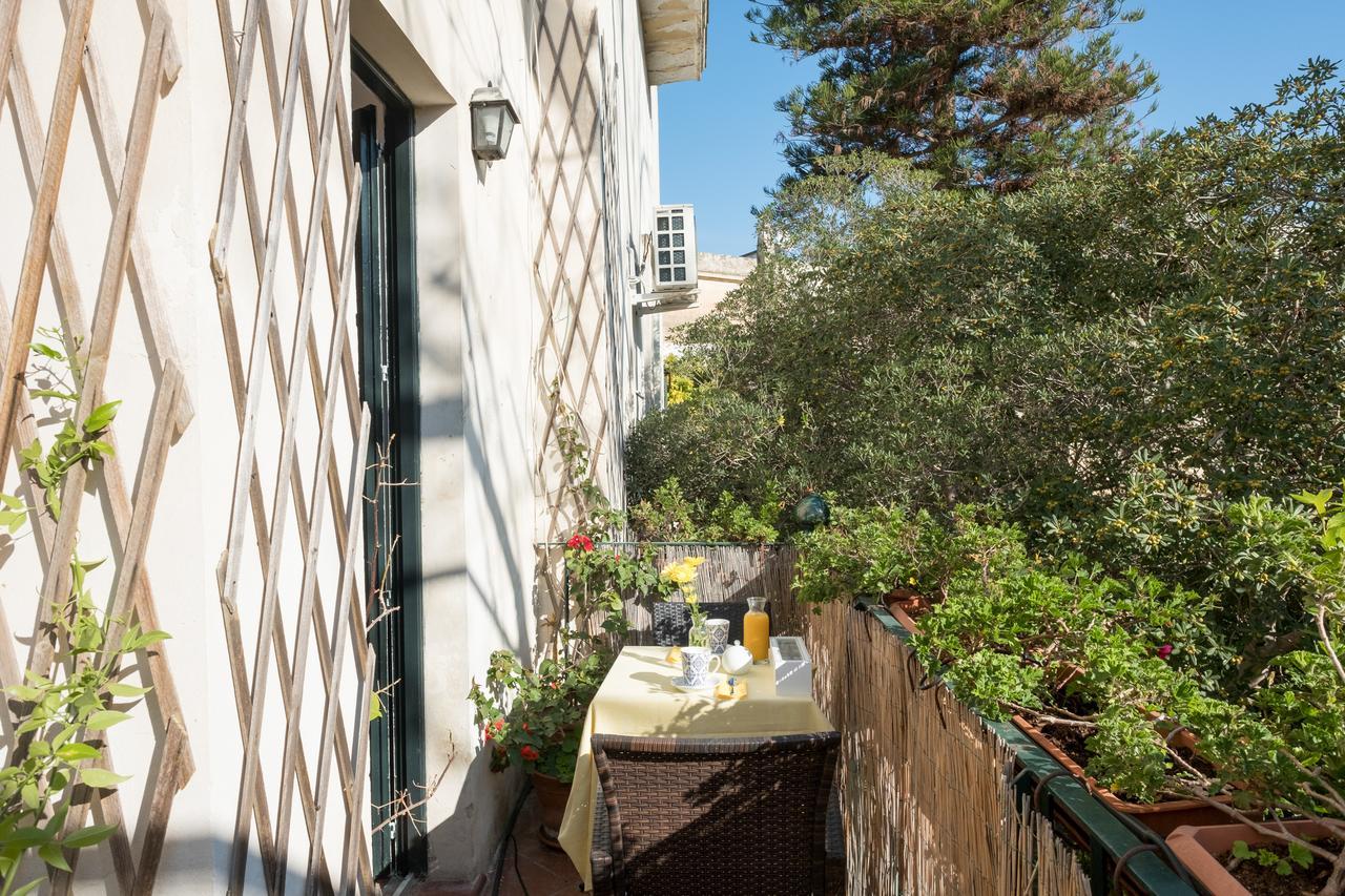Palazzo Bernardini Suites 莱切 外观 照片